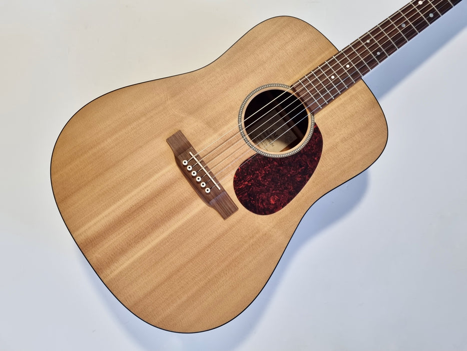 Martin DM Road Series Natural 2004