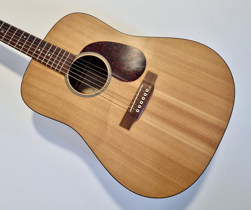 Martin DM Road Series Natural 2004