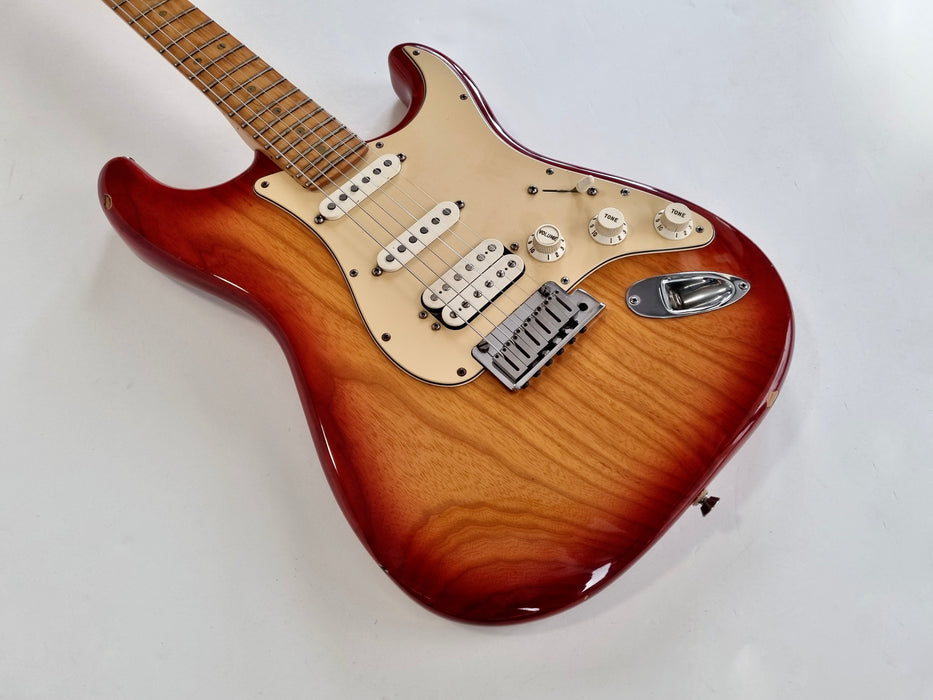 Fender Stratocaster American Standard HSS 2004 Sienna