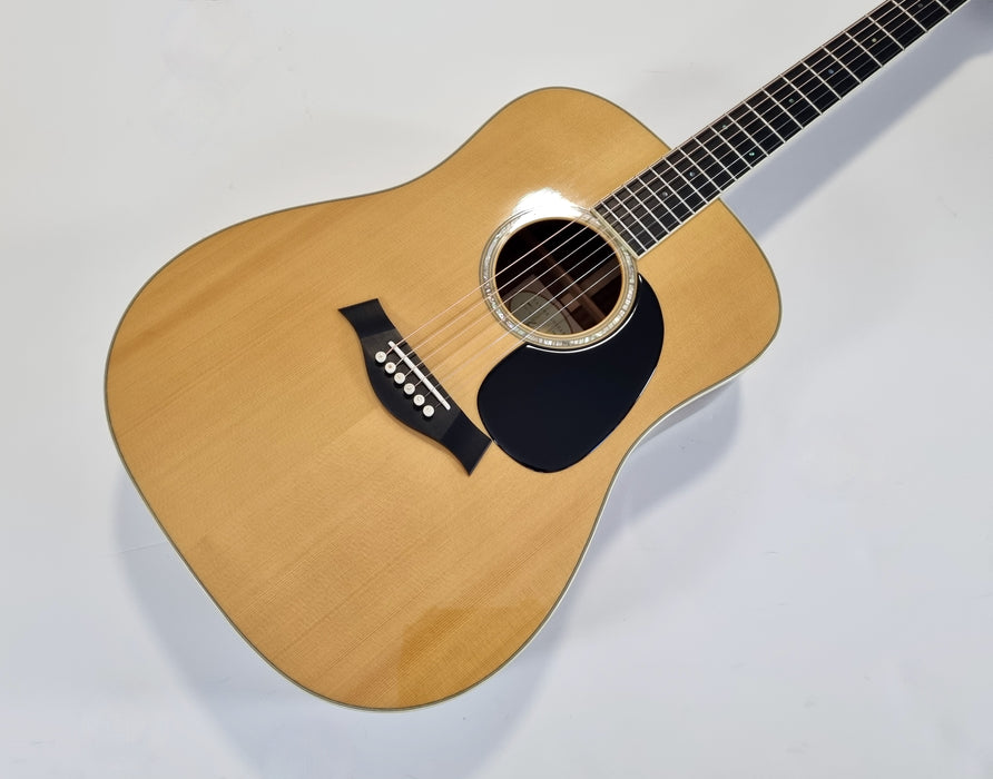 Taylor DN7 Natural 2012 Dreadnought