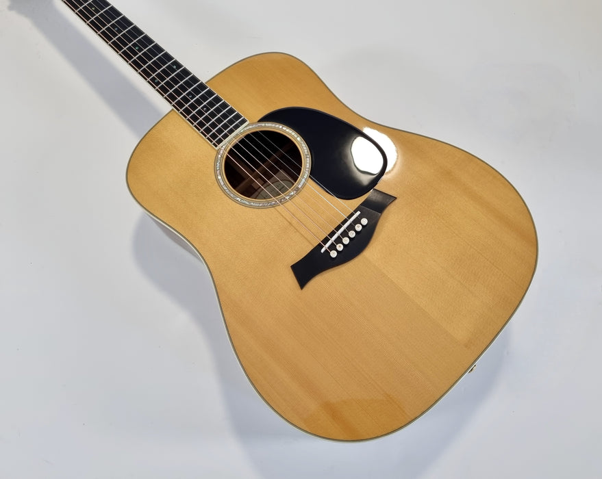 Taylor DN7 Natural 2012 Dreadnought