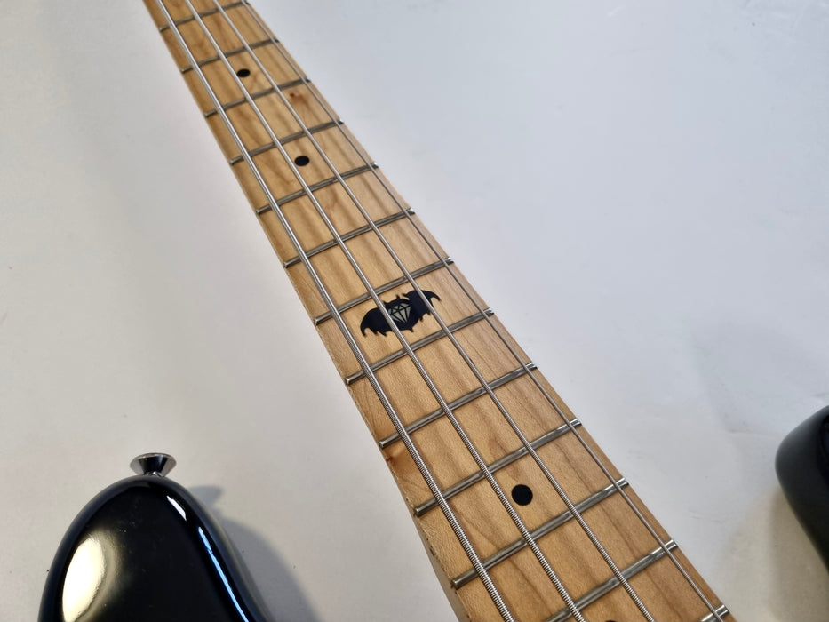 Squier Precision Bass Pete Wentz