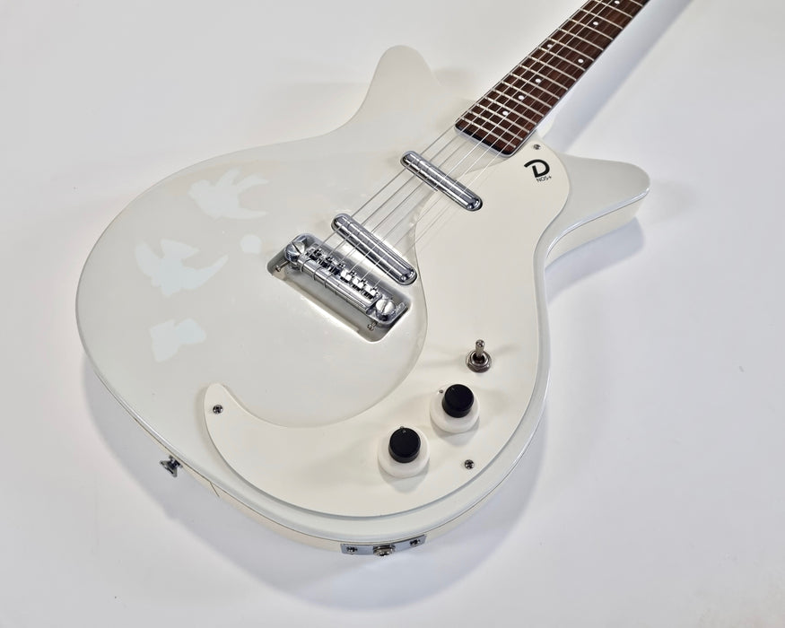 Danelectro DC-59M NOS Outta Sight White