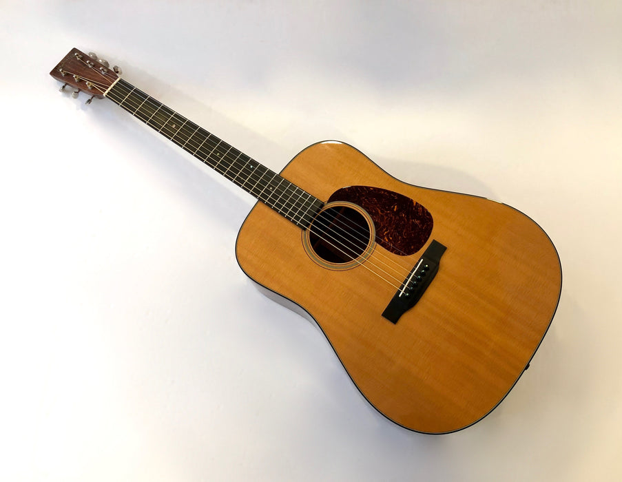 Martin D-18 Natural 2013