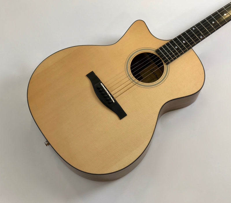 Eastman AC222CEL-OV LH Gaucher Natural 2015