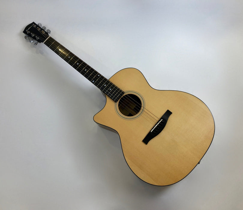 Eastman AC222CEL-OV LH Gaucher Natural 2015