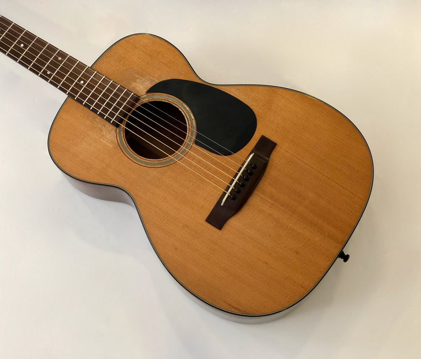 Martin O-18 Natural 1961