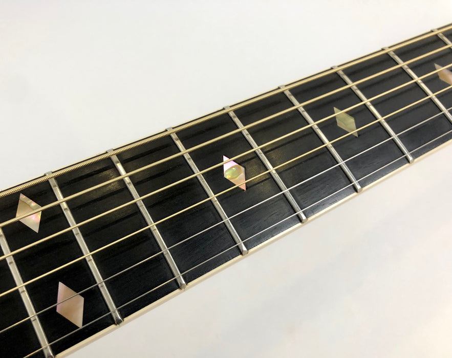 Ovation Collector Series 1982-8