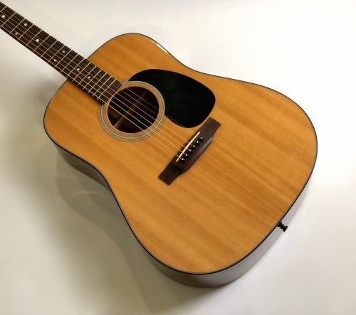 Martin D-18 Natural 2010