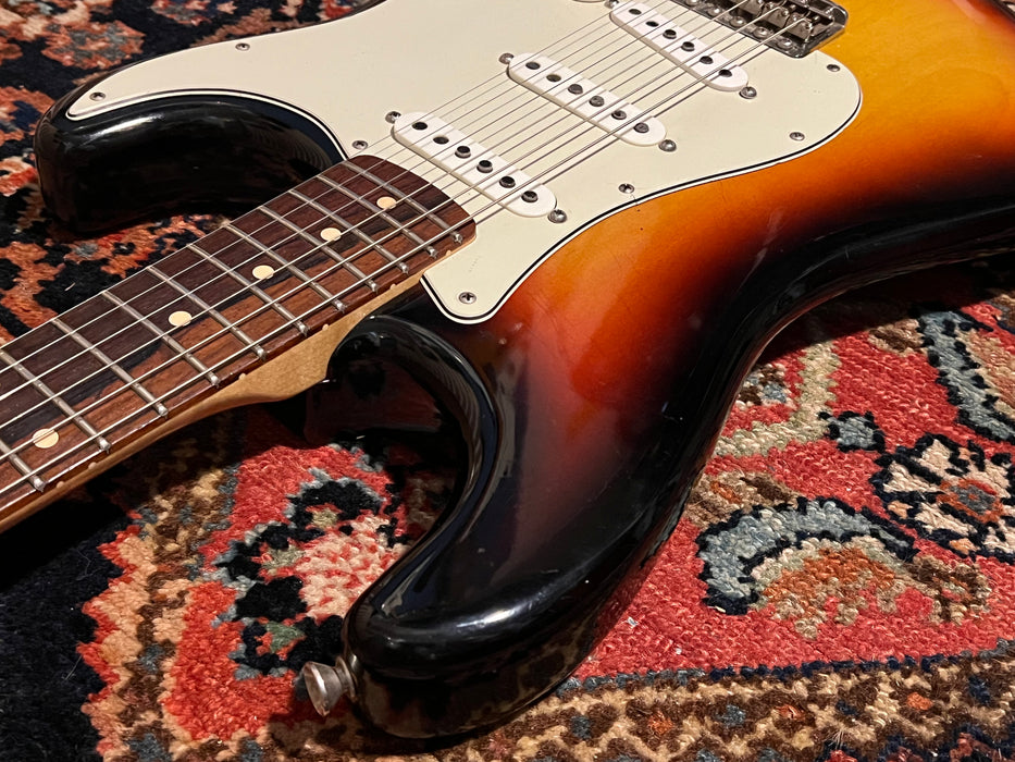 Fender Custom Shop '61 Stratocaster Relic 2004 Sunburst