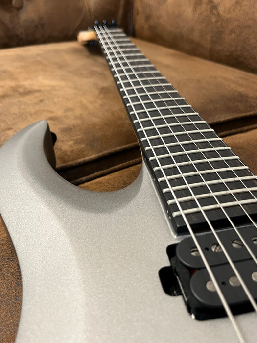 Cort Stratocaster Menace Grey Satin