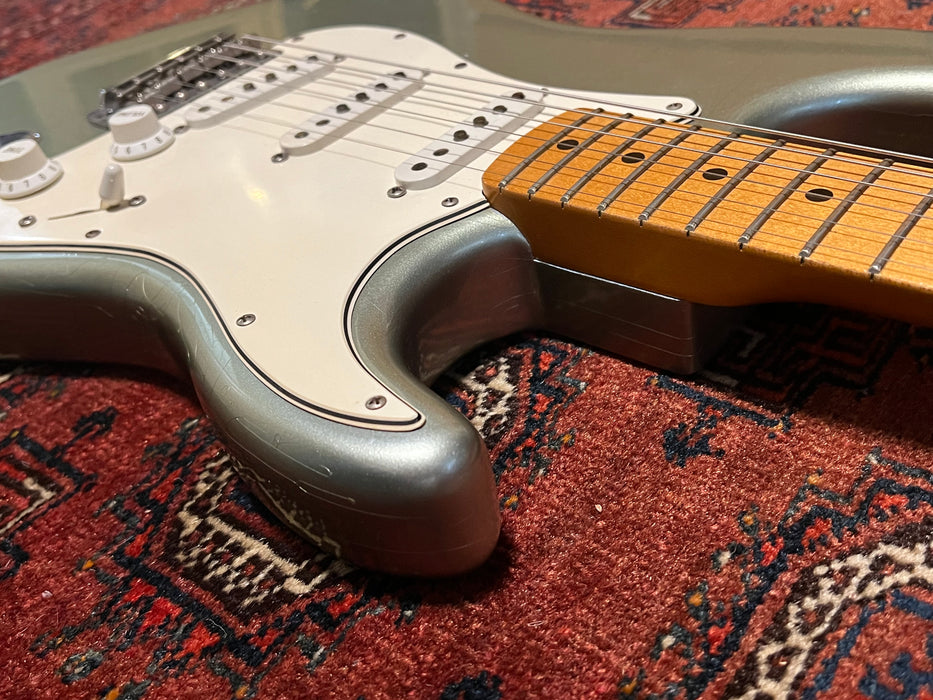 Fender Custom Shop '66 Reissue Stratocaster Closet Classic LTD 2005 Firemist Silver Metallic