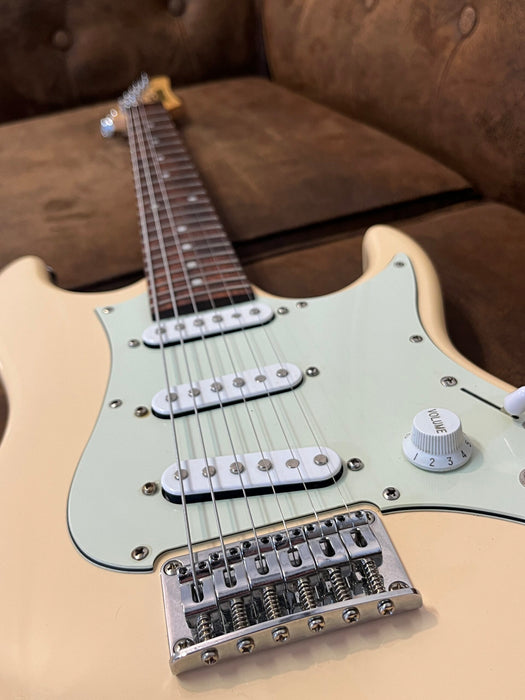 Ibanez AZ Essentials AZES31-IV Ivory