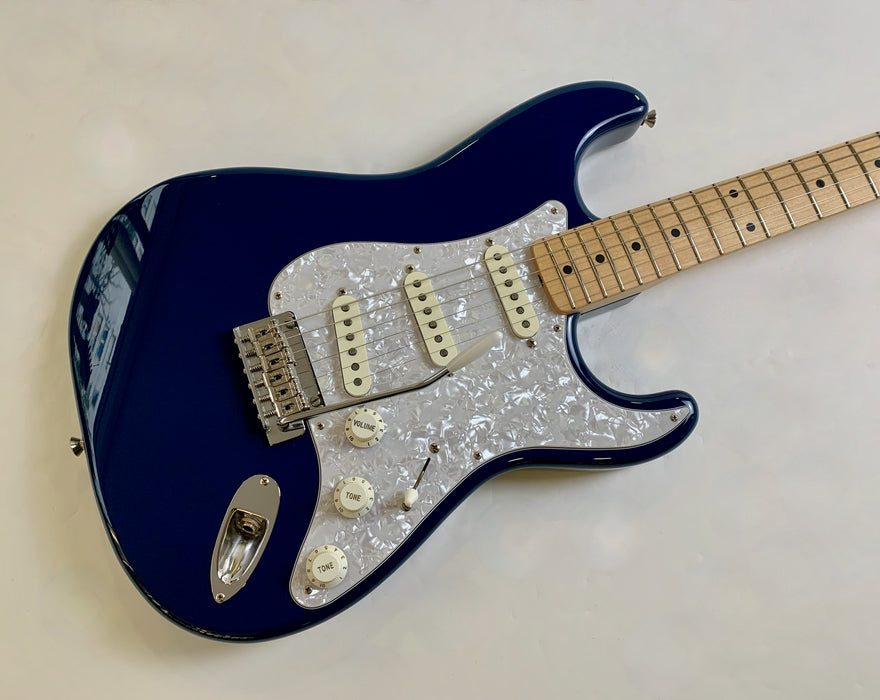 Fender Stratocaster Hybrid 2019 Indigo