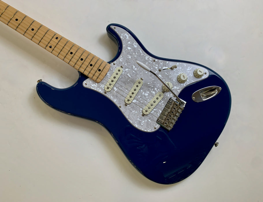 Fender Stratocaster Hybrid 2019 Indigo