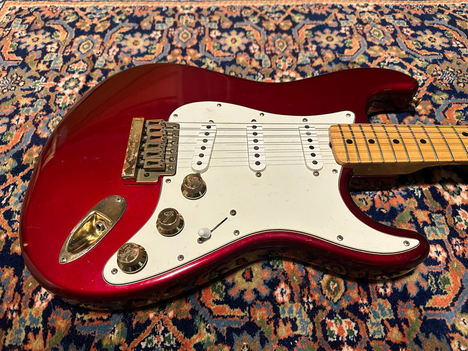 Fender The Strat with Maple Fretboard 1981 - Candy Apple Red