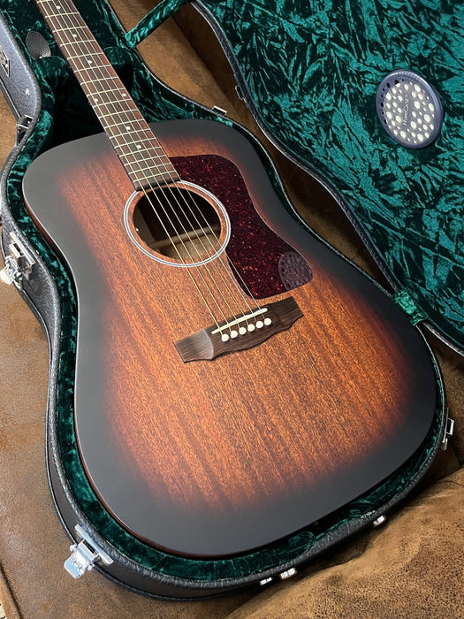 Guild Dreadnought Vintage Sunburst