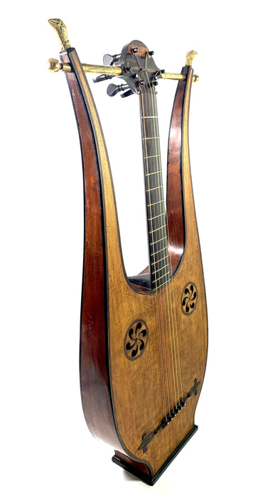 Guitare-Lyre de Pons Fils à Paris de 1804 / 1805