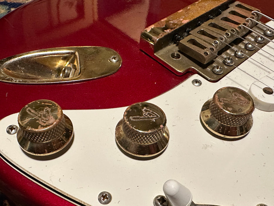 Fender The Strat with Maple Fretboard 1981 - Candy Apple Red