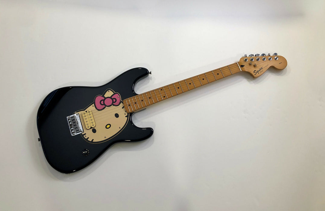 Squier Strat Hello Kitty Black 2006