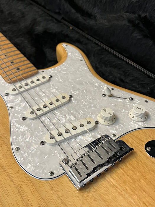 Fender Stratocaster Natural 2000