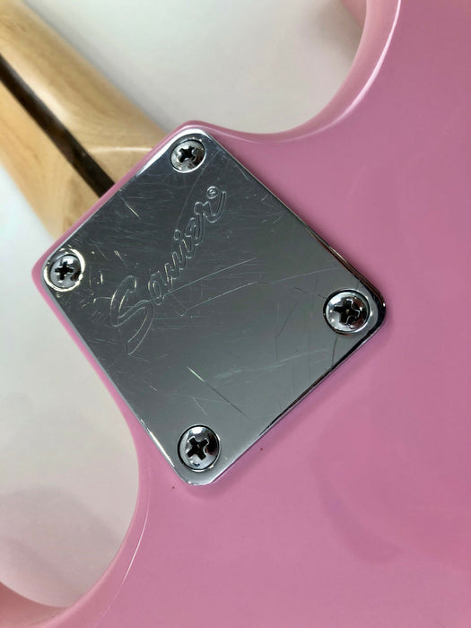 Squier Strat Hello Kitty Pink 2006