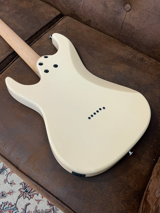 Ibanez AZ Essentials AZES31-IV Ivory